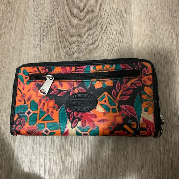 Wallet - Picture 3 of 3